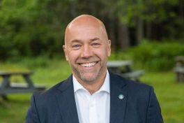 Le maire d'Halifax Andy Fillmore